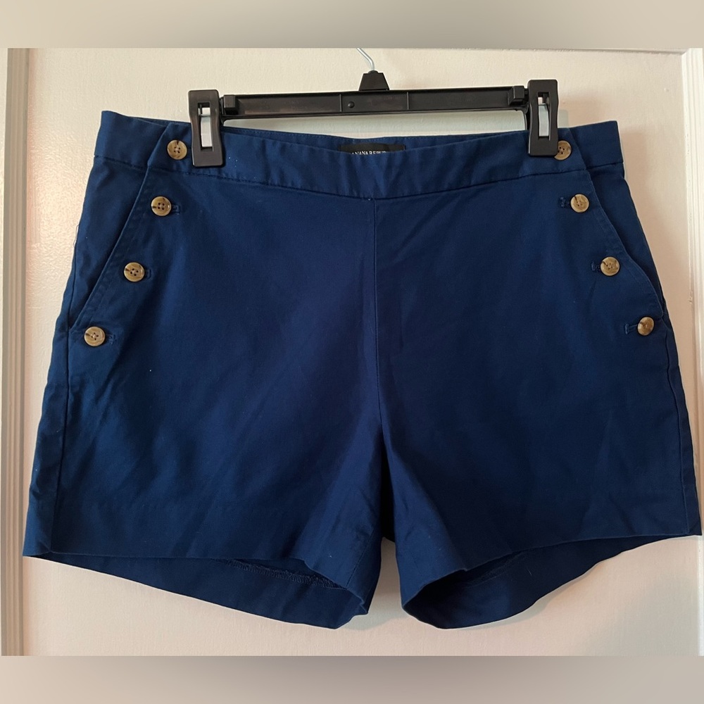 Banana Republic PIQUE SAILOR SHORTS - 4 INCH INSEAM. Estate blue. Size 10.